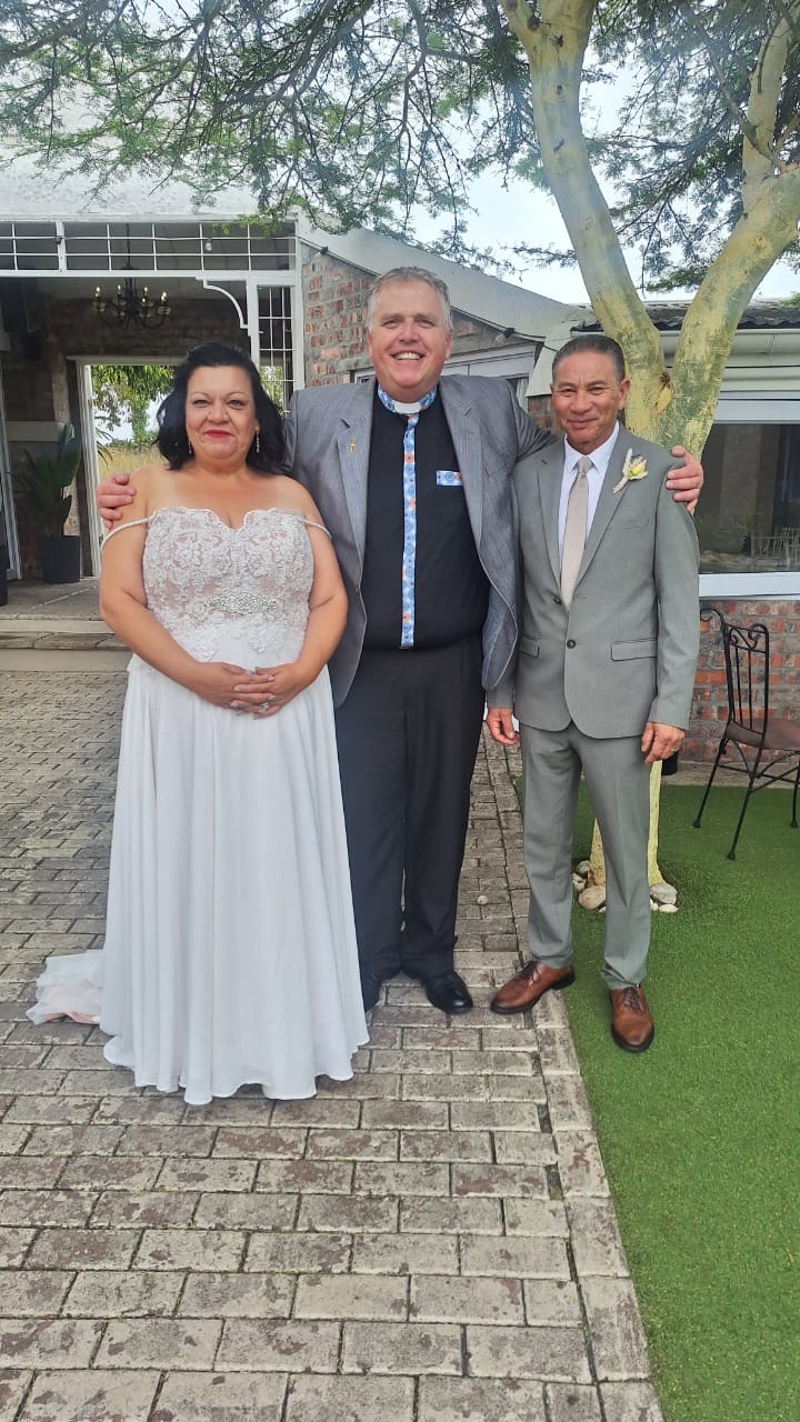 Wedding ceremony by Dr. Gerrit Rademeyer in Steinkopf